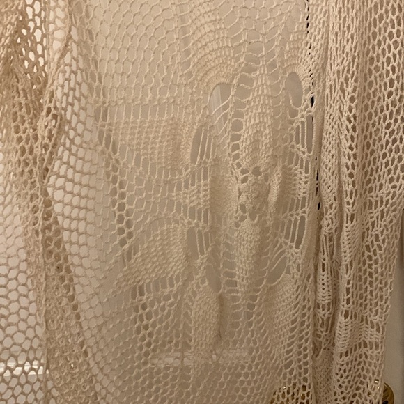 NWT Volcom Cream Camp Fire Fishnet Fringe Wrap Kimono - Picture 5 of 6